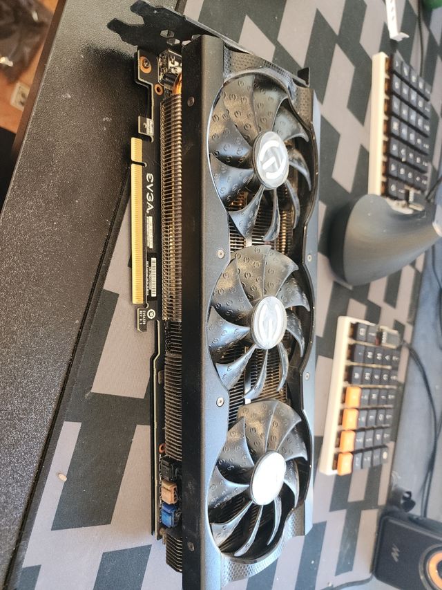 EVGA RTX 3070 Tarjeta Gráfica