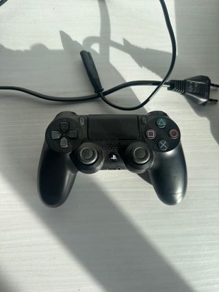 PS4 Slim 1TB CUH-2116B Negra