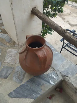 Jarrón de cerámica Tajueco Soria