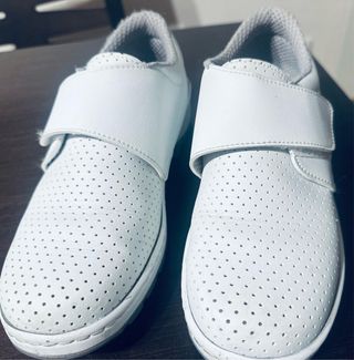 Zapatos Sanitarios Dian Talla 38 Blancos