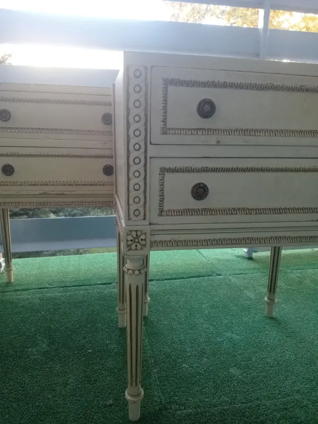 2 Mesitas de Noche Madera Beige