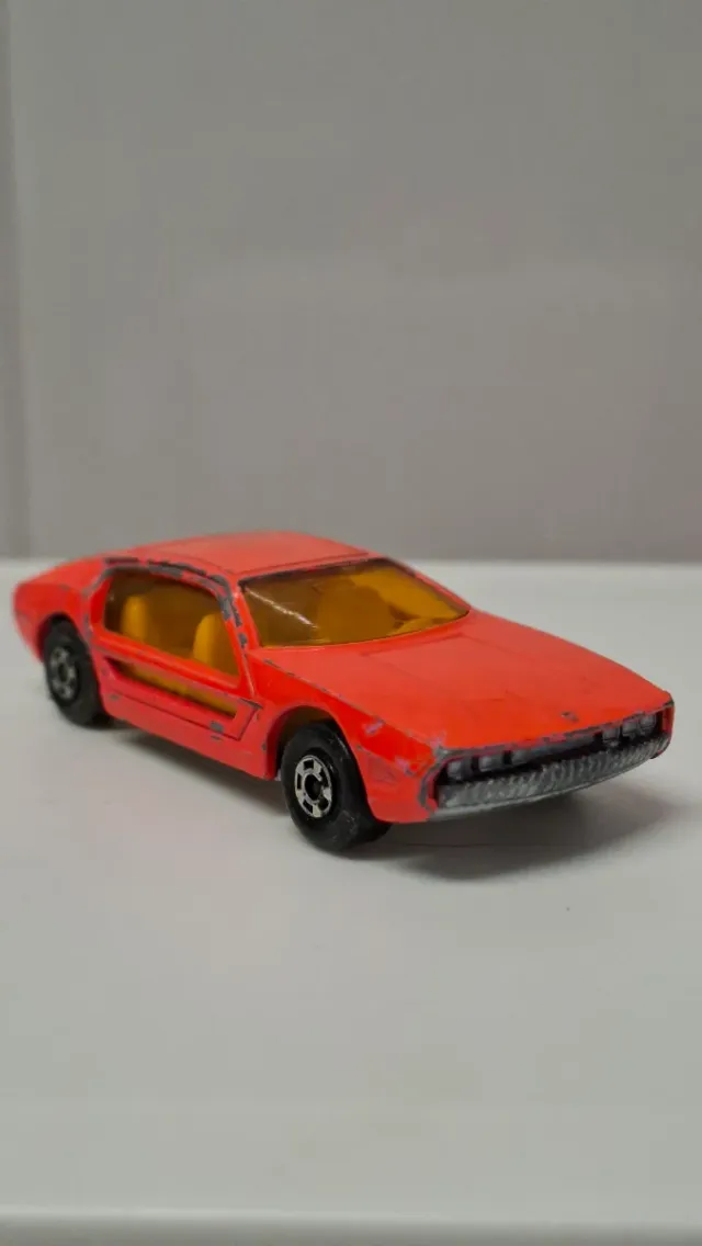 Lamborghini Marzal 1969 Matchbox Naranja