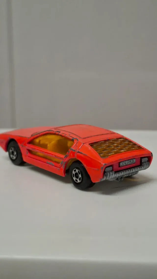Lamborghini Marzal 1969 Matchbox Naranja