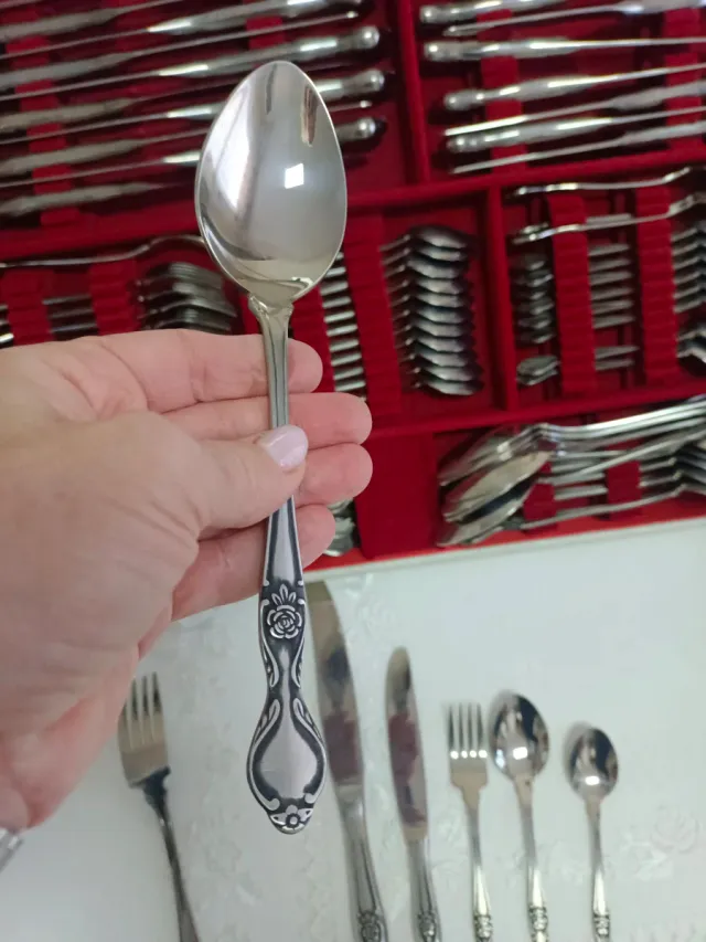 Cubertería Aranjuez 12 servicios