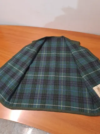 Chaleco lana virgen vintage casual verde