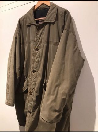 Gabardina verde militar