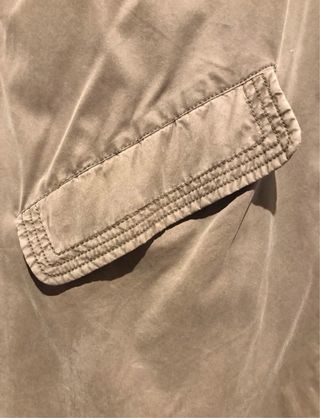 Gabardina verde militar