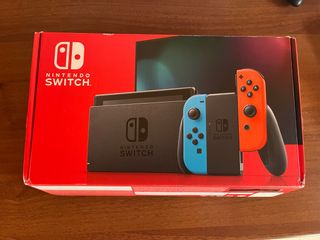 Nintendo Switch V2 + Micro SD 256GB