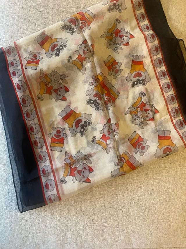 Fular estampado multicolor A ESTRENAR