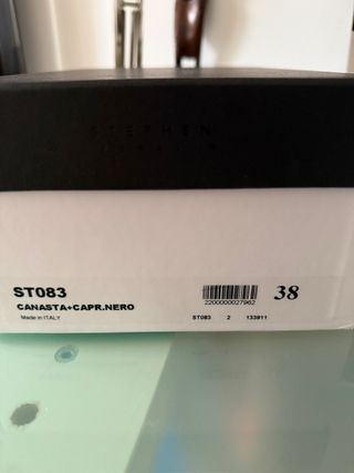 Sandalias STEPHEN VENEZIA Talla 38 Negras, en piel