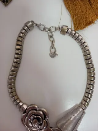 Conjunto Bisutería Collares y Pendientes