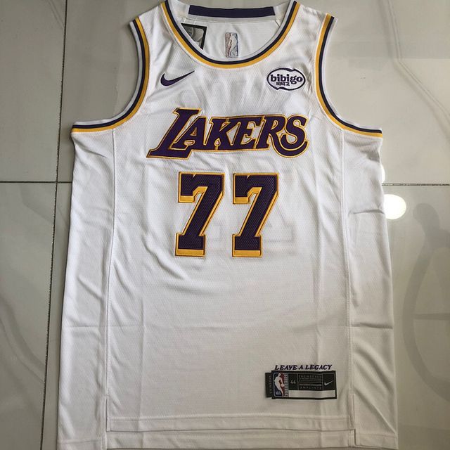 Camiseta Lakers 77 Luka Doncic Nike XL