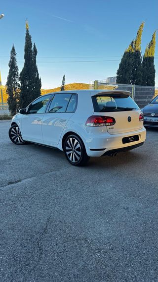 Volkswagen Golf 2010 GTD