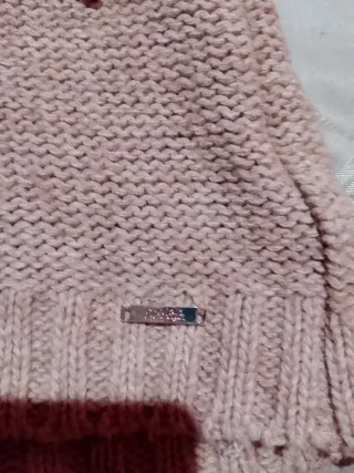 Chaqueta de punto con capucha y pelo