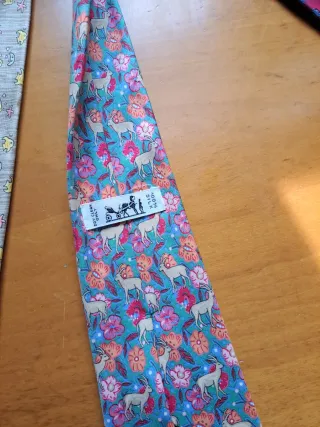 Corbatas Hermès de seda,por separado