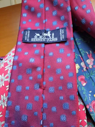 Corbatas Hermès de seda,por separado