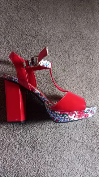 Scarpe con tacco Desigual tg. 40