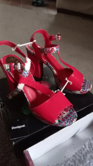 Scarpe con tacco Desigual tg. 40