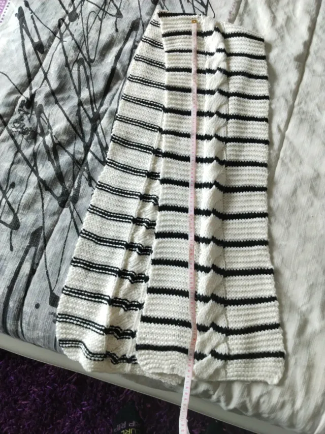 Bufanda tejida a rayas