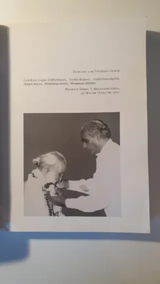 Luz sobre el yoga: La guía clásica del yoga, po...