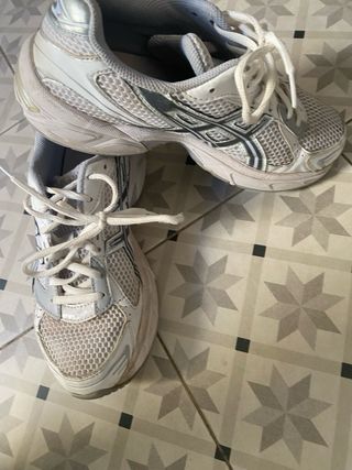 Zapatillas Asics Talla 39 Gris/Blanco