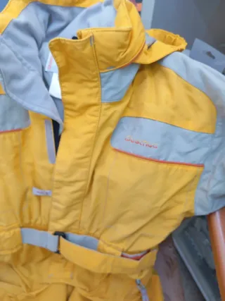 Mono de esquí infantil amarillo 6 años