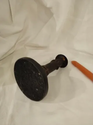 Candelabro in resina nera