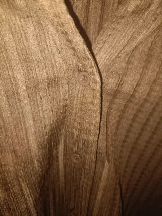 Camisa marrón de manga larga