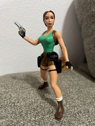 Figura de Lara Croft de Tomb Raider de 1999
