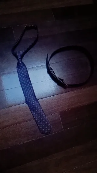 Corbata y cinturón infantil azul