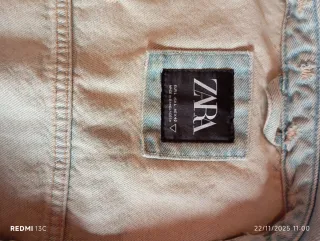 Chaqueta vaquera desgastada