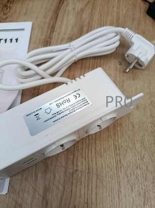 VASAGLE Tavolo Consolle Sottile con Multipresa