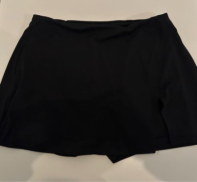 Falda pantalón Oysho negra