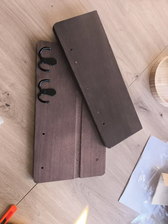 Colgador de llaves de pared de madera nuevo