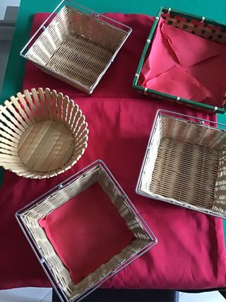 Set cestini porta pane in vimini e metallo