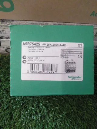 Diferencial 4P 25A 300mA Schneider A9R75425 Nuevo