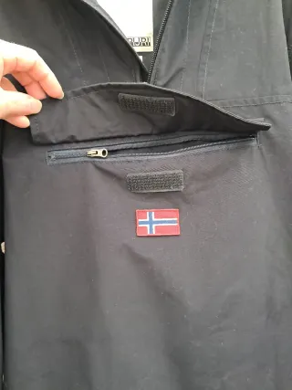 Abrigo Napapijri Rainforest Azul. TALLA 16