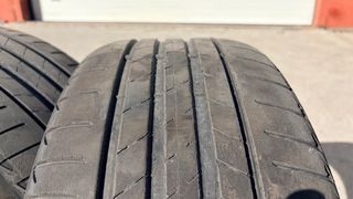 Neumáticos x2 Bridgestone Turanza T005 225/40 R19