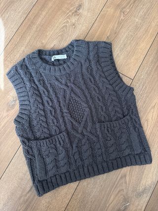 Chaleco de punto Zara