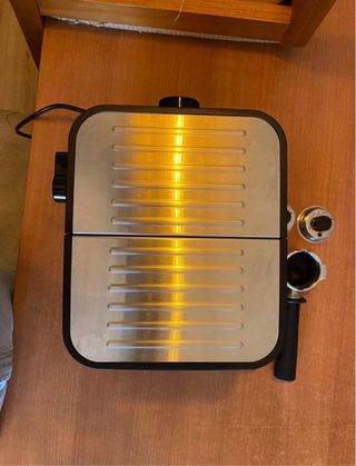 Máquina Café DeLonghi Stilosa Preta