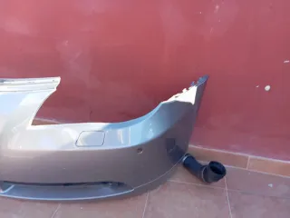 Parachoques delantero coche gris BMW 530 e60