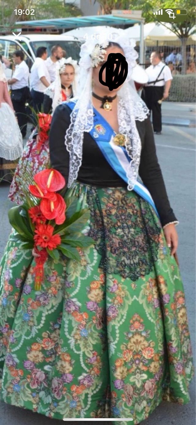 Falda y corpiño Alicantina