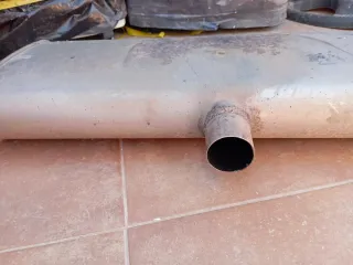 Tubo de escape coche