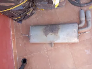 Tubo de escape coche