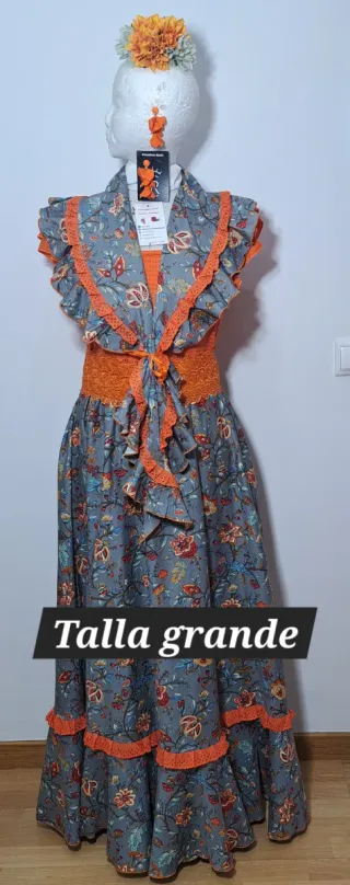 Conjunto Rociero Gris y Naranja