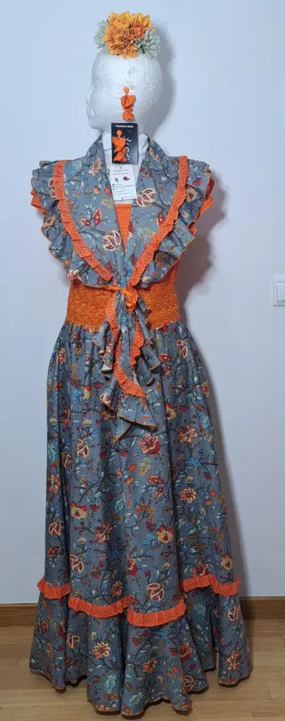 Conjunto Rociero Gris y Naranja