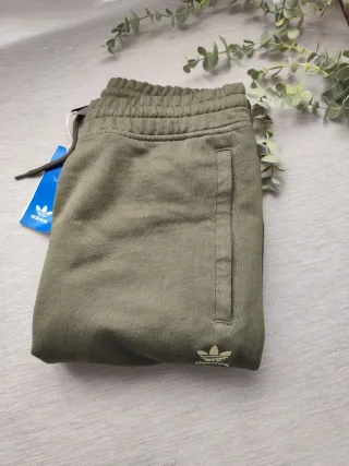 Pantalón Adidas