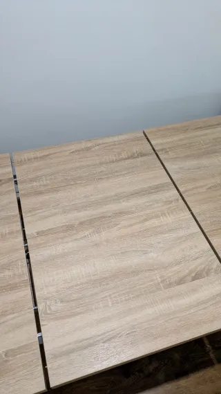 Mesa de comedor madera y metal