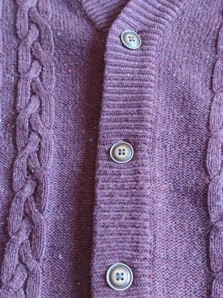 Jersey caballero, burdeos,muy buen estado.