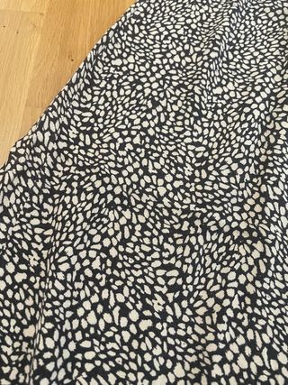 Falda estampado animal print beige y negro